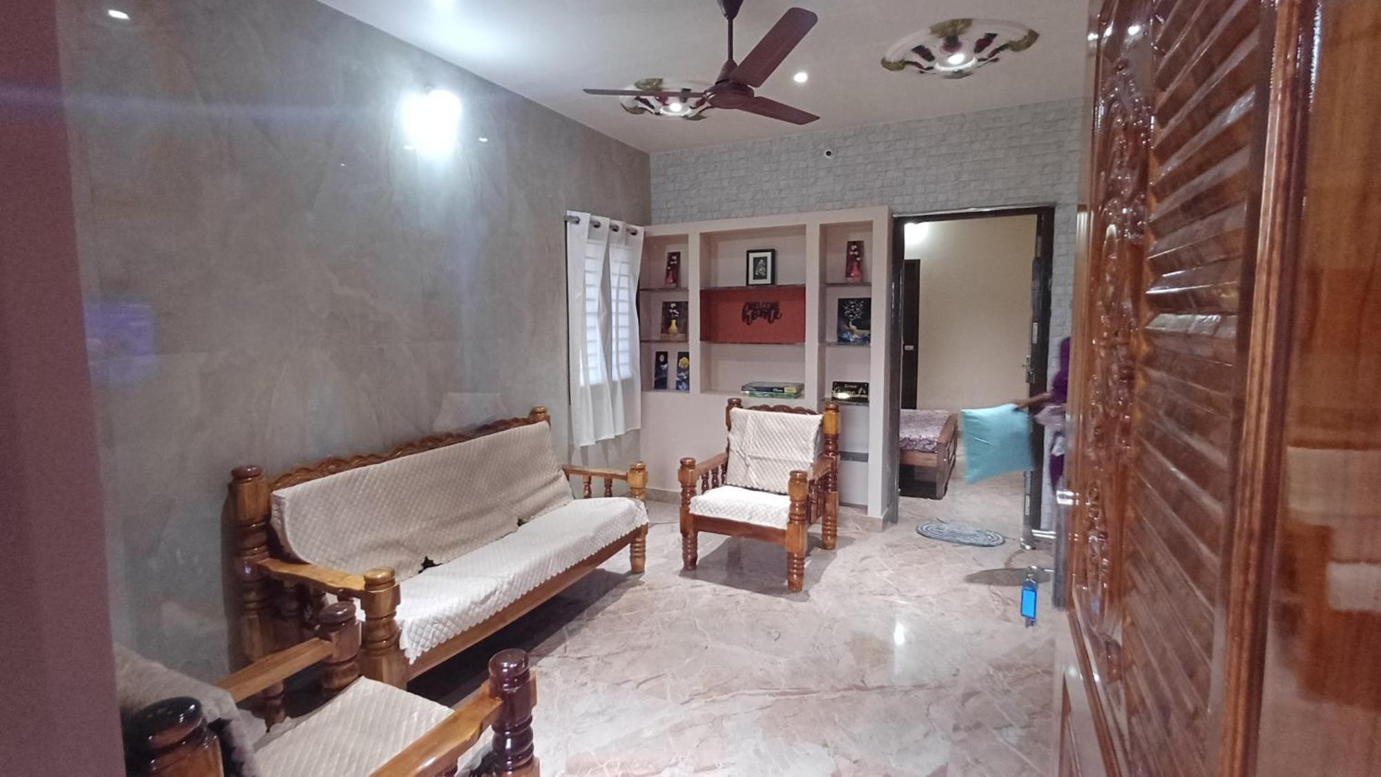 Shi'S Thulasi 2Bhk In Coimbatore Near To Karpagam College, Palakkad Highway, Rathinam College And More Dış mekan fotoğraf